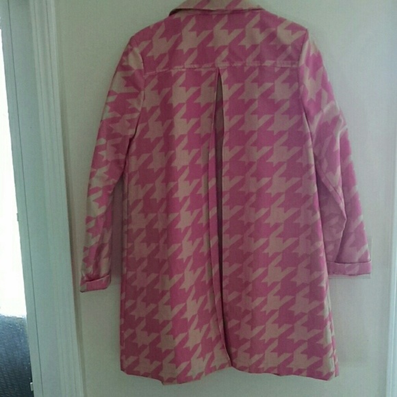 Spring Trenchcoat - Picture 3 of 5